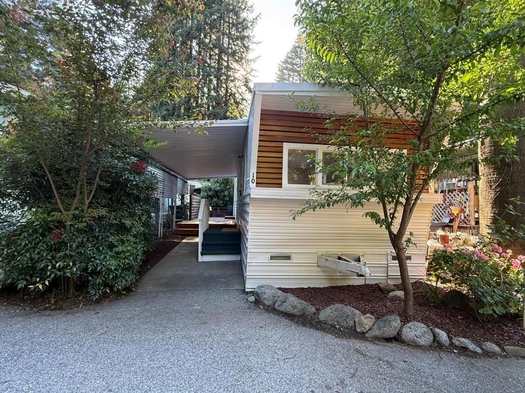 Image 1 of property listing at 265 Brown Gables, Ben Lomond, CA 95005