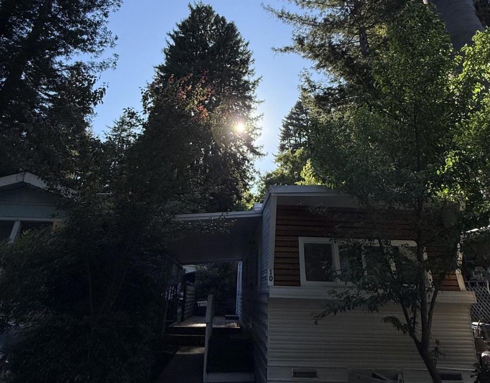 Image 16 of property listing at 265 Brown Gables, Ben Lomond, CA 95005