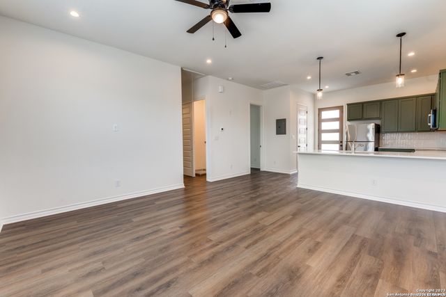 142 Porter St Unit 1201, San Antonio, TX 78210