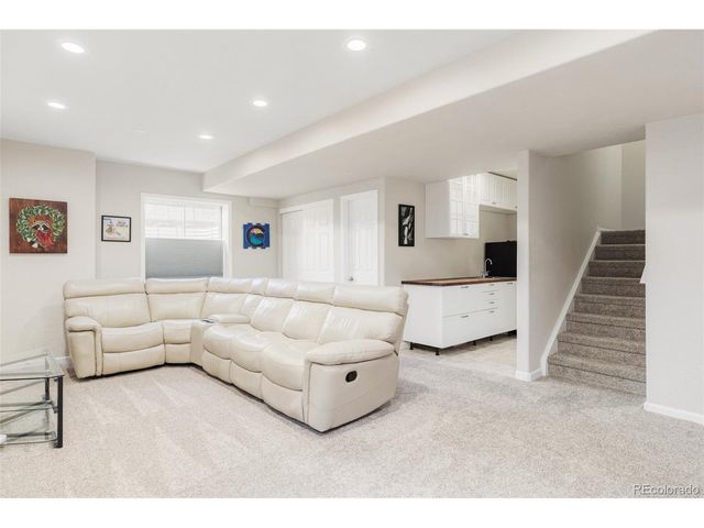 10231 Rustic Redwood Ln, Highlands Ranch, CO 80126