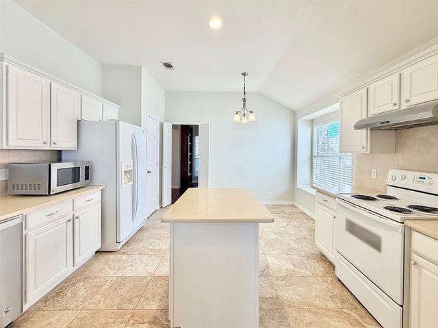 2913 Dover Drive, Mckinney, TX 75069