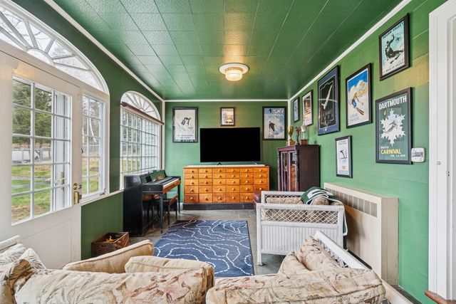 2 Hilton Field Lane, Hanover, NH 03755