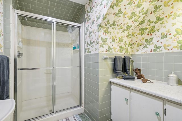 2 Hilton Field Lane, Hanover, NH 03755