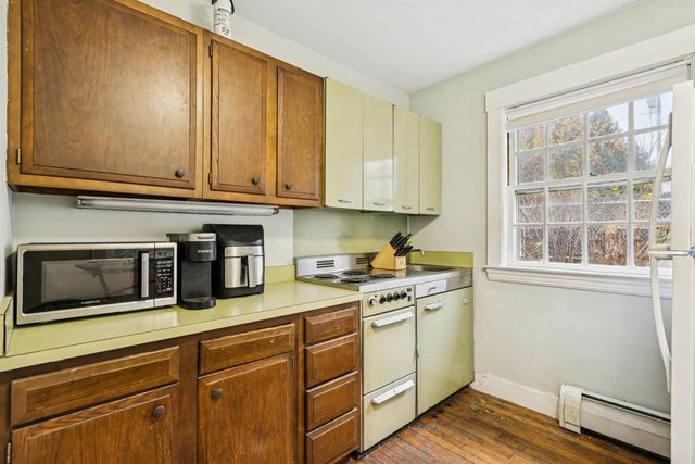 2 Hilton Field Lane, Hanover, NH 03755