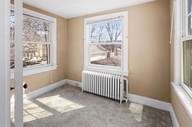 24 Wheeler Street S, Saint Paul, MN 55105