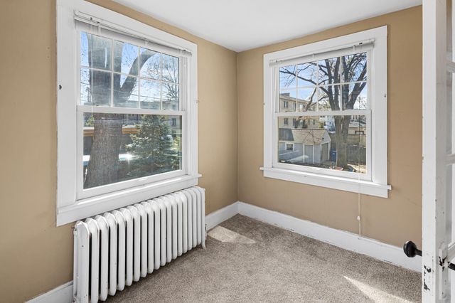 24 Wheeler Street S, Saint Paul, MN 55105