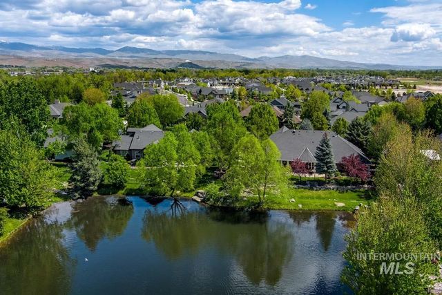 1647 S Aspen River Way, Eagle, ID 83616