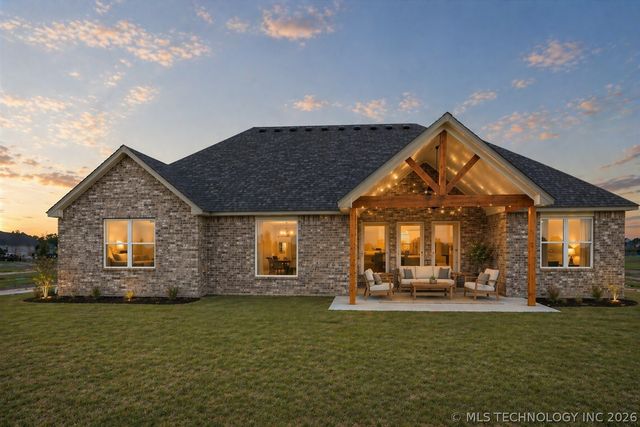 13711 N 58th East Avenue, Collinsville, OK 74021