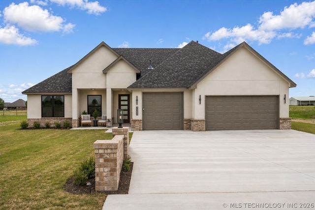13711 N 58th East Avenue, Collinsville, OK 74021