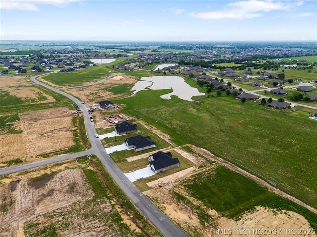 13711 N 58th East Avenue, Collinsville, OK 74021