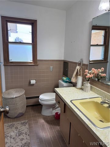567 Martin Road, Lackawanna, NY 14218