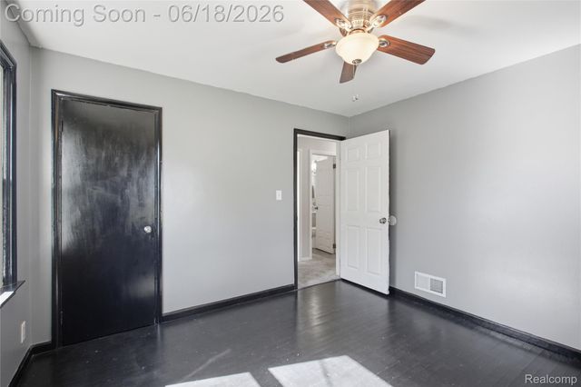 3408 N River Road, Fort Gratiot Charter Township, MI 48059