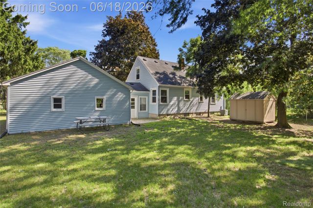 3408 N River Road, Fort Gratiot Charter Township, MI 48059