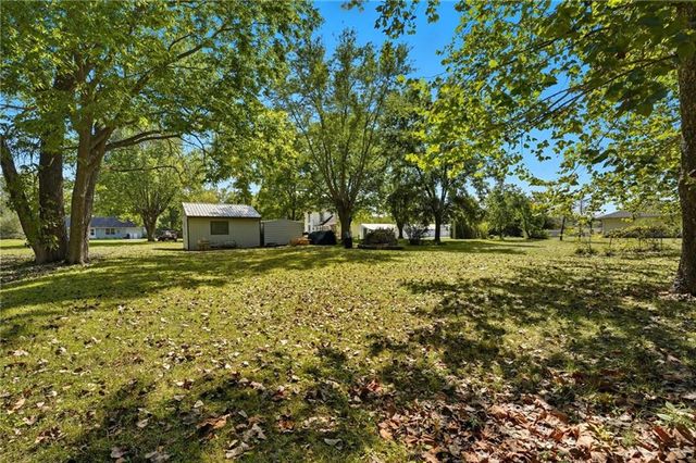 610 Water Street, Holt, MO 64048