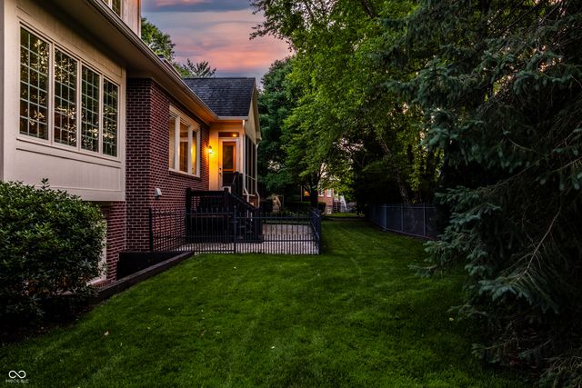 4328 Heyward Lane, Indianapolis, IN 46250