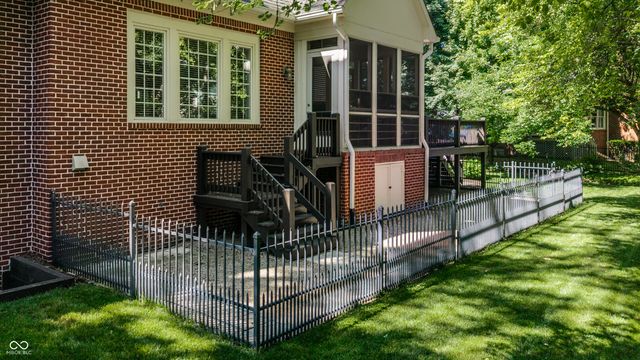 4328 Heyward Lane, Indianapolis, IN 46250