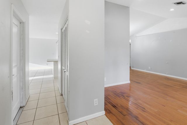 12689 N 68th St Street N, The Acreage, FL 33412