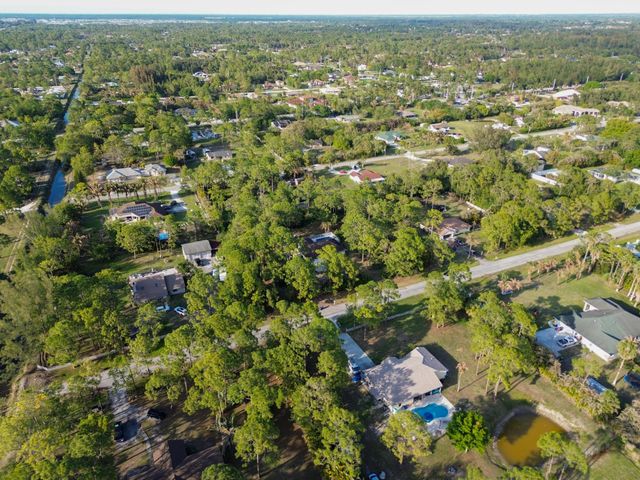 12689 N 68th St Street N, The Acreage, FL 33412