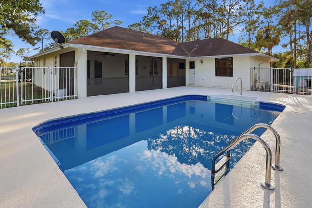 12689 N 68th St Street N, The Acreage, FL 33412