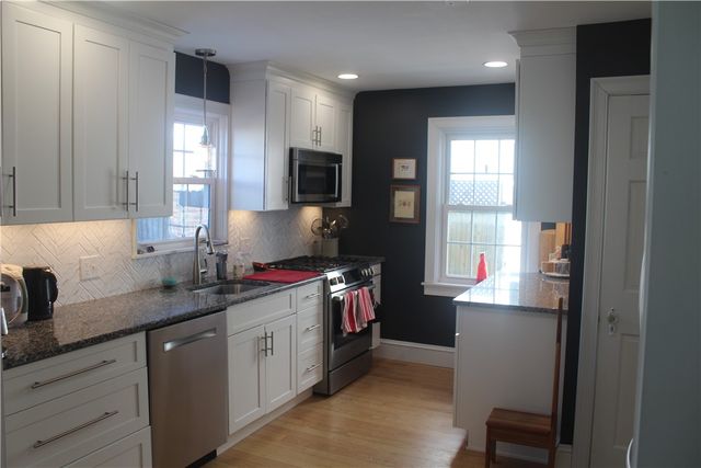 77 Payton Street, Providence, RI 02905