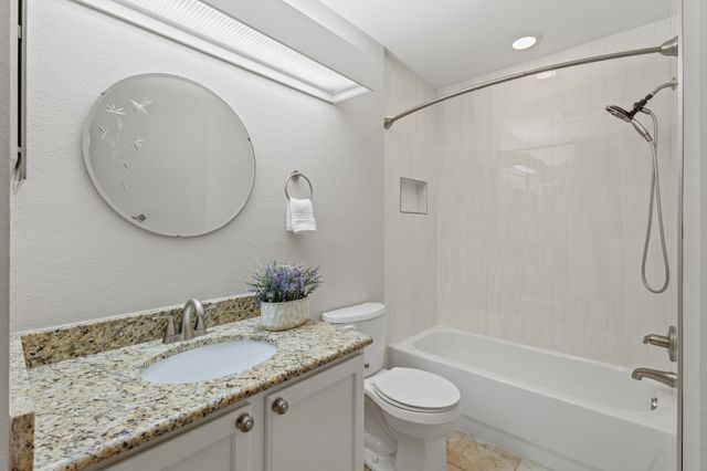 2224 Countryside Drive 2224, Bedford, TX 76021