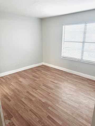 5145 BRECKENRIDGE Place 30, West Palm Beach, FL 33417