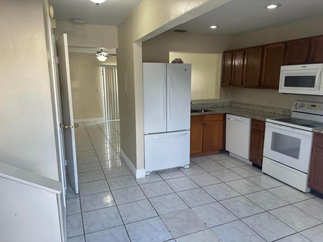 5145 BRECKENRIDGE Place 30, West Palm Beach, FL 33417