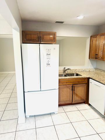 5145 BRECKENRIDGE Place 30, West Palm Beach, FL 33417