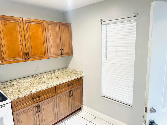 5145 BRECKENRIDGE Place 30, West Palm Beach, FL 33417