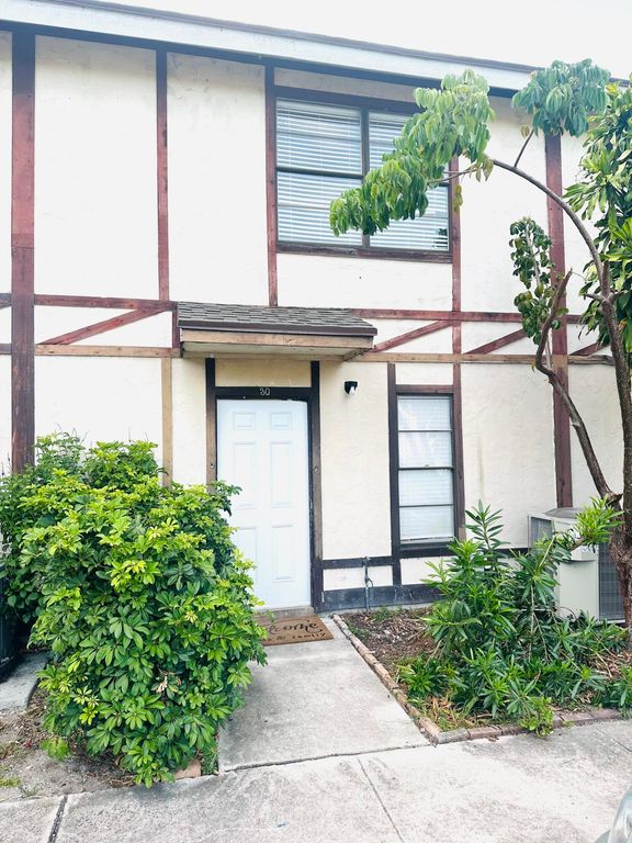 5145 BRECKENRIDGE Place 30, West Palm Beach, FL 33417