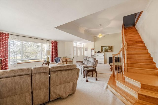 102 S LAKESHORE BOULEVARD, Lake Wales, FL 33853