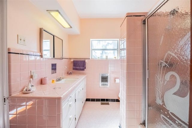 102 S LAKESHORE BOULEVARD, Lake Wales, FL 33853