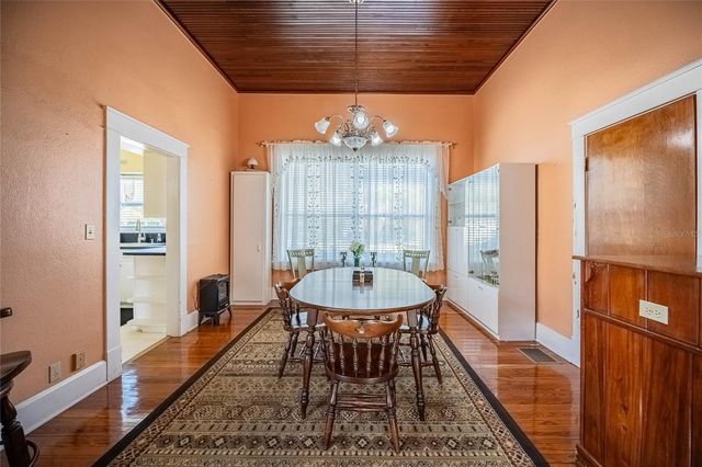 102 S LAKESHORE BOULEVARD, Lake Wales, FL 33853