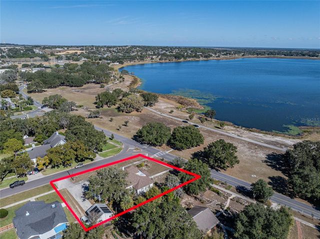 102 S LAKESHORE BOULEVARD, Lake Wales, FL 33853