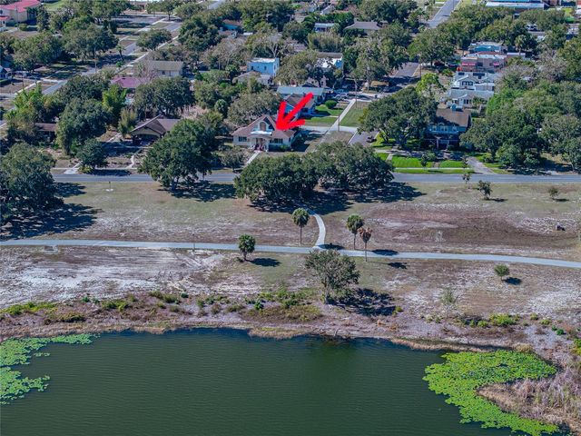 102 S LAKESHORE BOULEVARD, Lake Wales, FL 33853