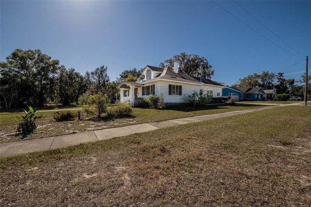102 S LAKESHORE BOULEVARD, Lake Wales, FL 33853