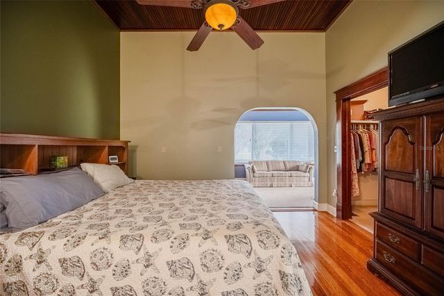 102 S LAKESHORE BOULEVARD, Lake Wales, FL 33853