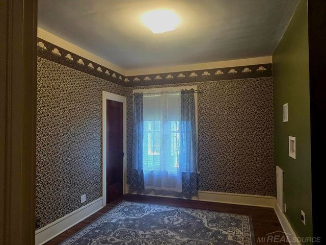 106 E Mechanic Street, Yale, MI 48097