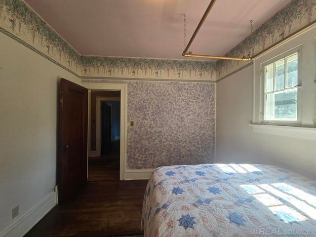 106 E Mechanic Street, Yale, MI 48097