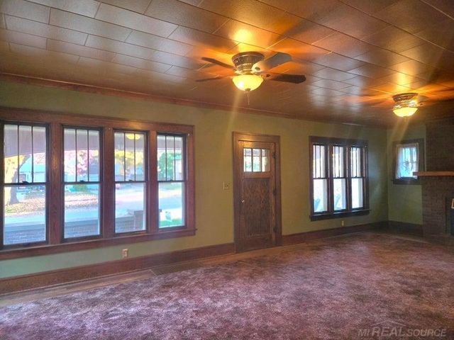 106 E Mechanic Street, Yale, MI 48097