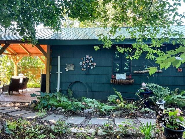 106 E Mechanic Street, Yale, MI 48097