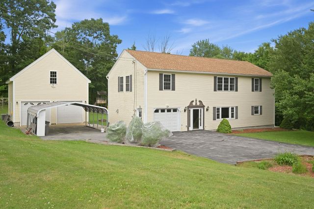 5 Johns Drive, Hooksett, NH 03106