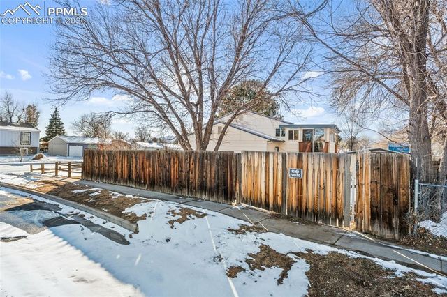 4096 London Lane, Colorado Springs, CO 80916