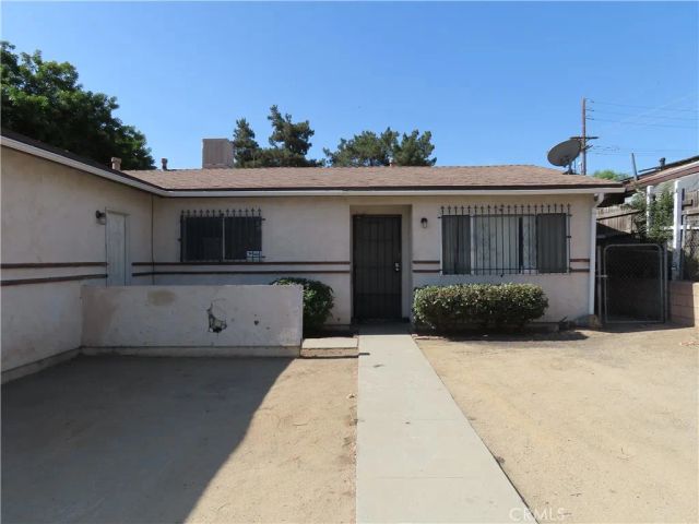 925 Navajo Road, Perris, CA 92570