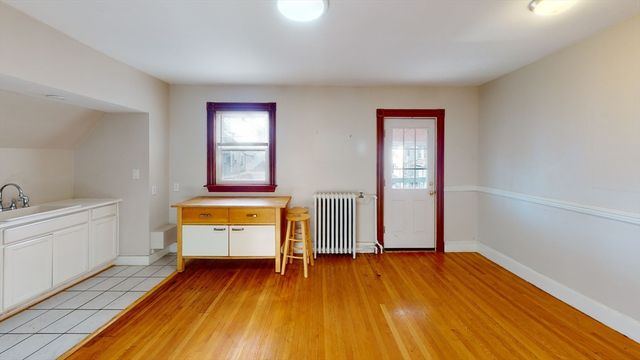 35 Hewins St 3, Boston, MA 02121