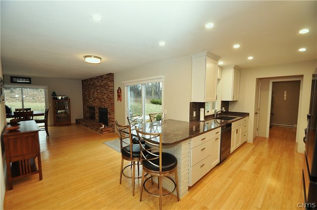 6205 Keystone Way, Dewitt, NY 13078