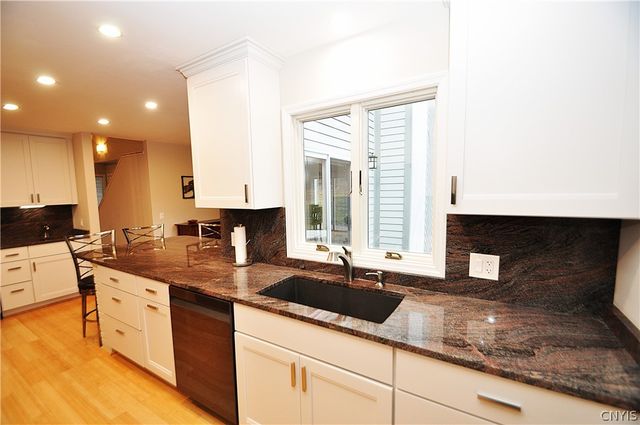 6205 Keystone Way, Dewitt, NY 13078