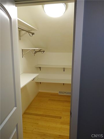 6205 Keystone Way, Dewitt, NY 13078