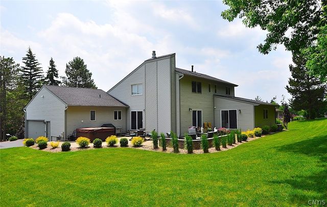 6205 Keystone Way, Dewitt, NY 13078