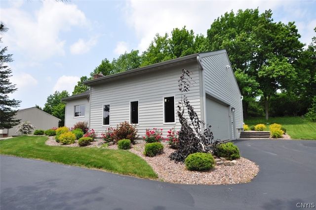 6205 Keystone Way, Dewitt, NY 13078